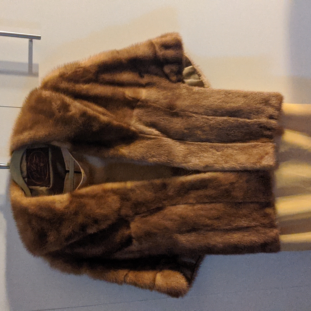 VINTAGE IJ Fox Mink Shawl (cape)